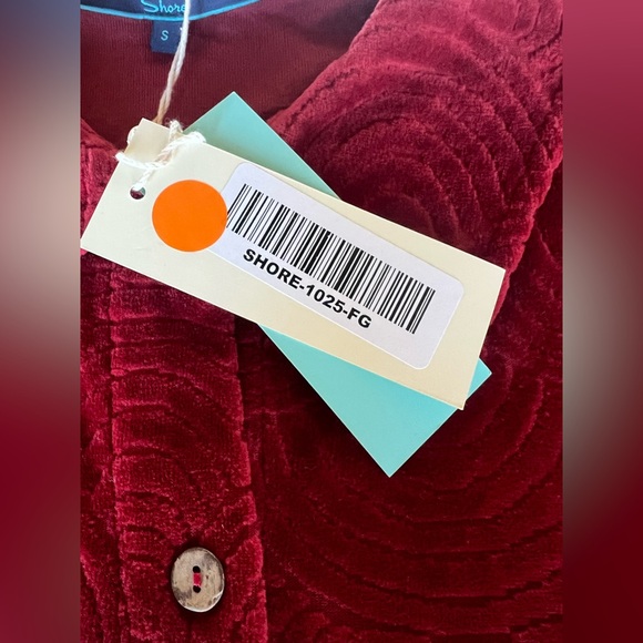 SHORE Women's Red Terry Cloth Wave Textured Button Down Shirt Coverup NWT S - Picture 4 of 10